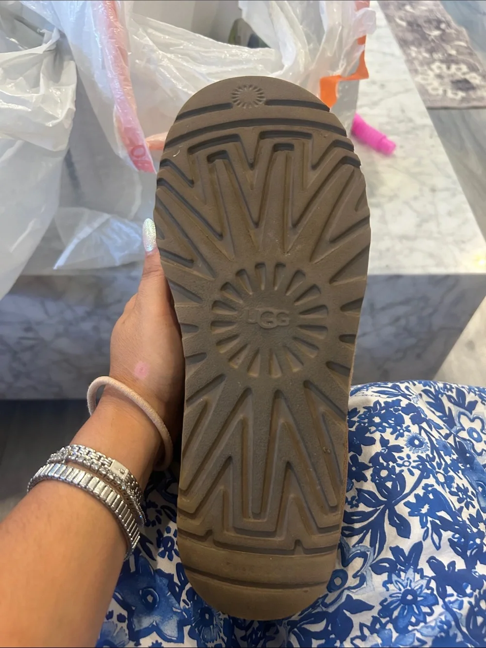 UGG Chestnut Classic Mini II Boot Sz US 8 $170
